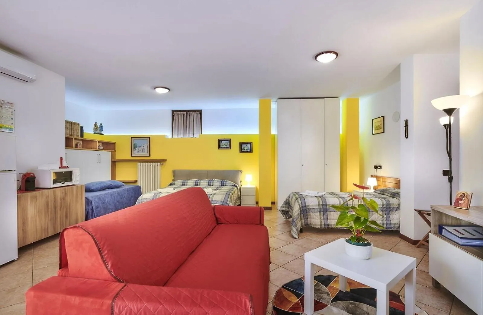 B&B-Foresteria Casa Della Musica Lake Como Mandello del Lario Bed & Breakfast