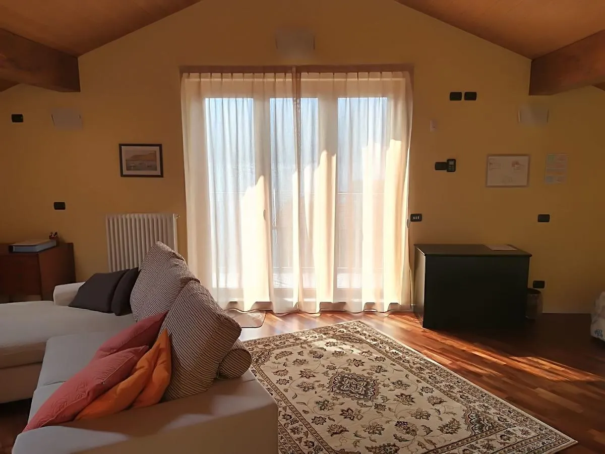 B&B-Foresteria Casa Della Musica Lake Como Mandello del Lario