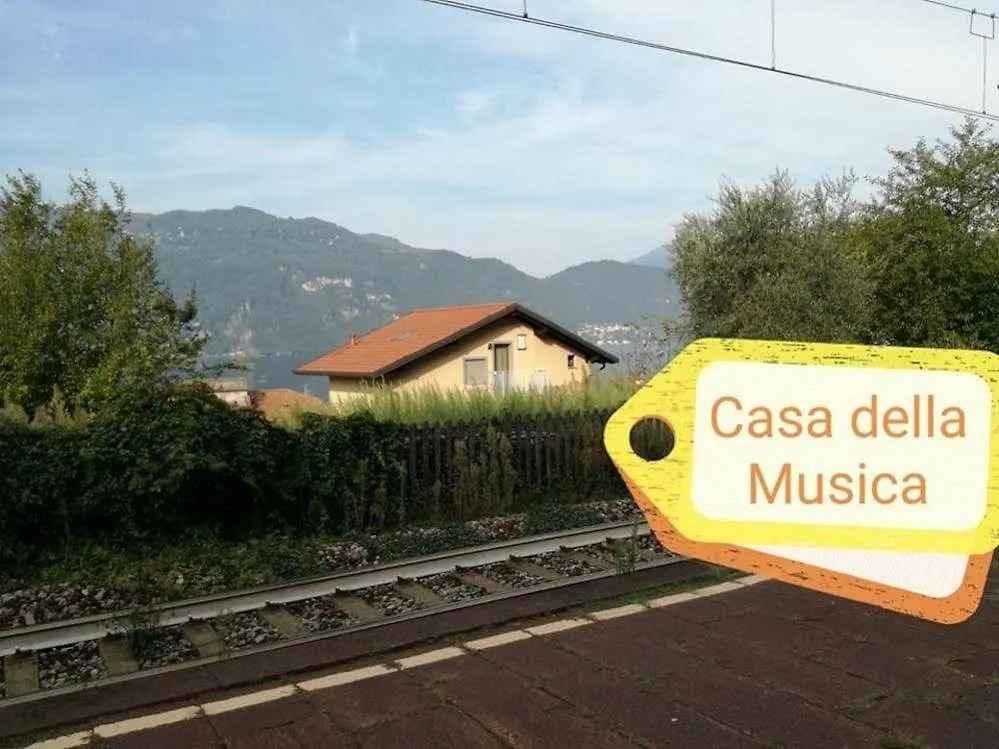 B&B-Foresteria Casa Della Musica Lake Como Bed and Breakfast