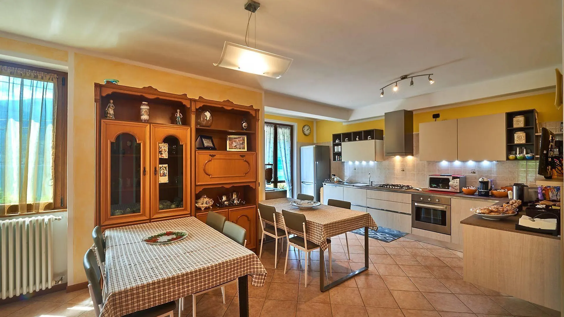 B&B-Foresteria Casa Della Musica Lake Como Mandello del Lario Italien