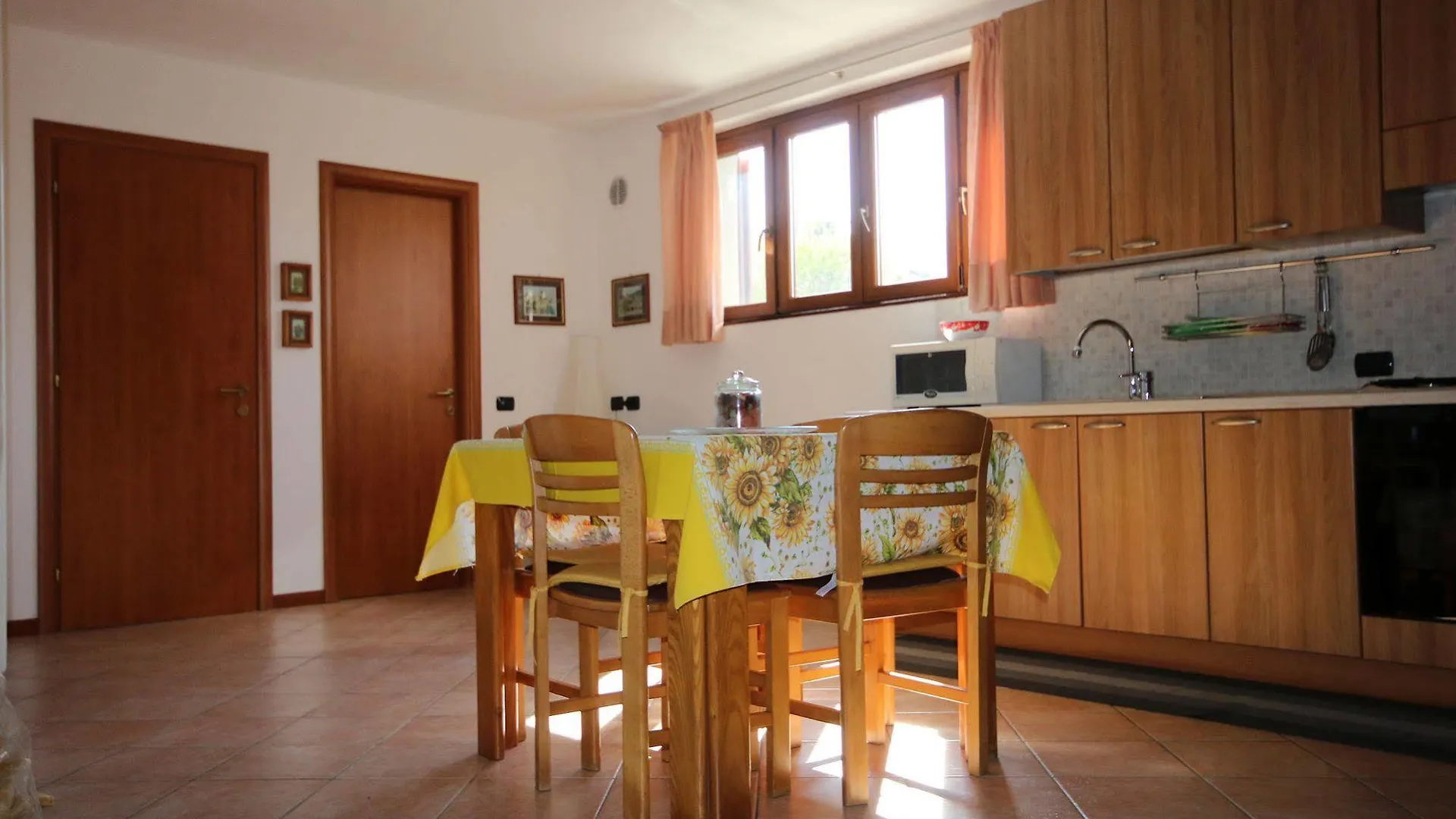 Bed & Breakfast B&B-Foresteria Casa Della Musica Lake Como Mandello del Lario