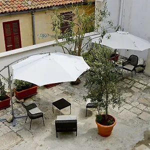 Cortile Antico Lejlighedshotel Trapani
