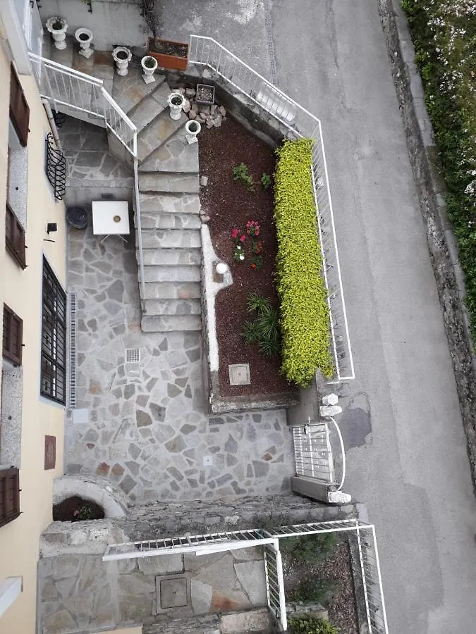 B&B-Foresteria Casa Della Musica Lake Como Mandello del Lario Italy