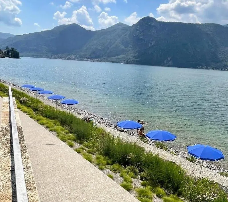 B&B-Foresteria Casa Della Musica Lake Como Mandello del Lario 3*,  Italy