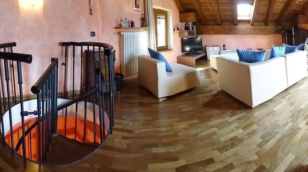 *** Bed & Breakfast B&B-Foresteria Casa Della Musica Lake Como Mandello del Lario Italy