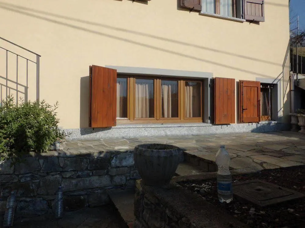 B&B-Foresteria Casa Della Musica Lake Como Mandello del Lario 3*,