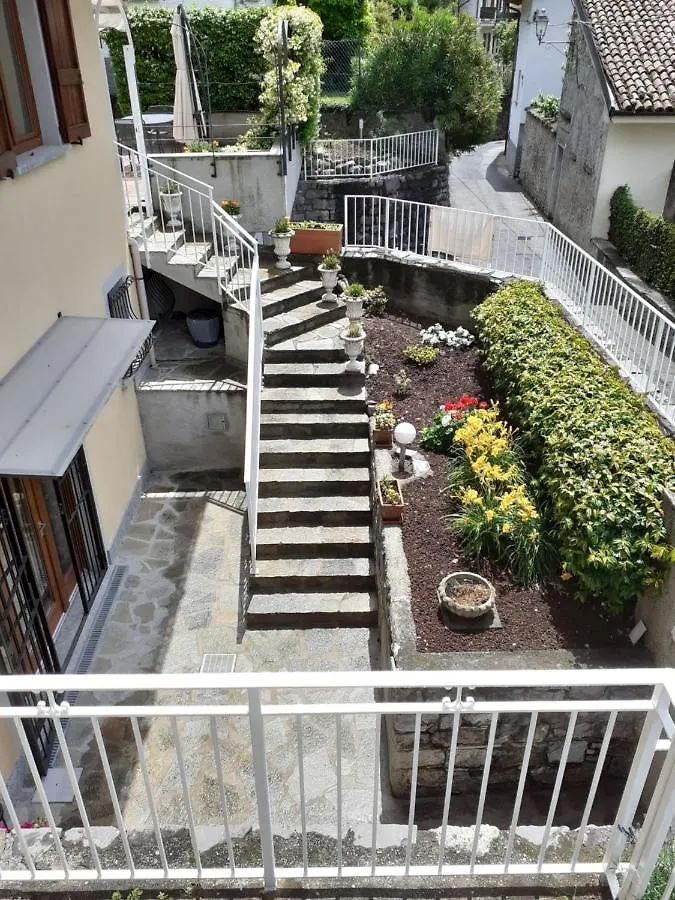 B&B-Foresteria Casa Della Musica Lake Como Mandello del Lario 3*,  Italien