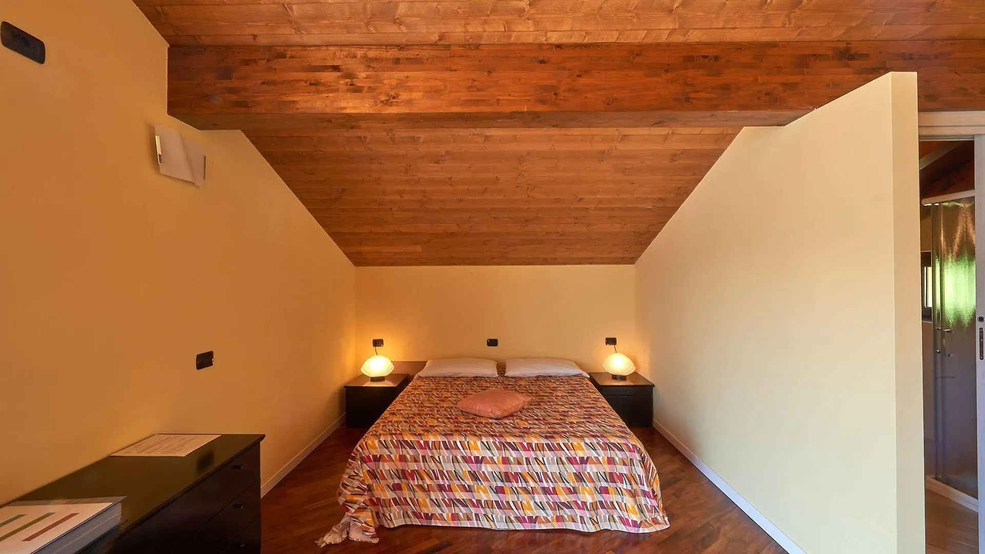 B&B-Foresteria Casa Della Musica Lake Como Mandello del Lario 3*,