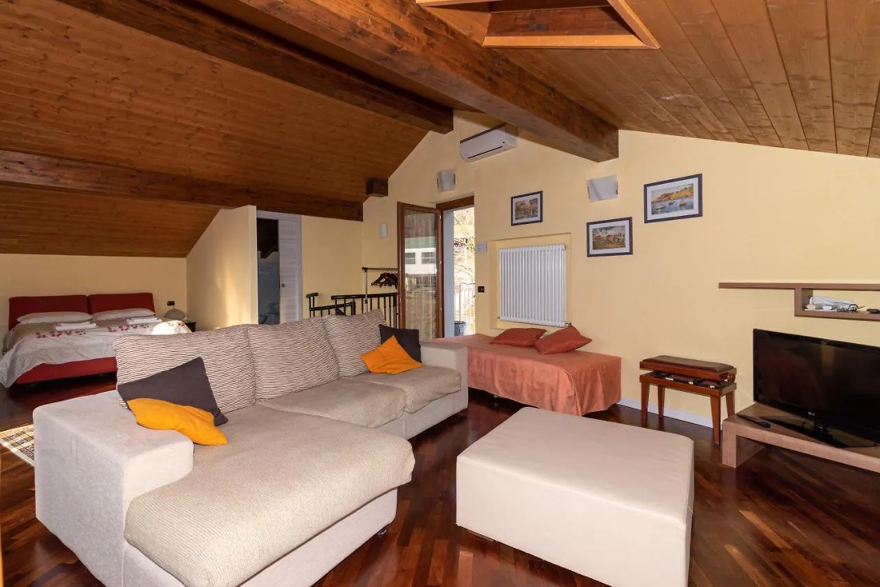 B&B-Foresteria Casa Della Musica Lake Como Mandello del Lario